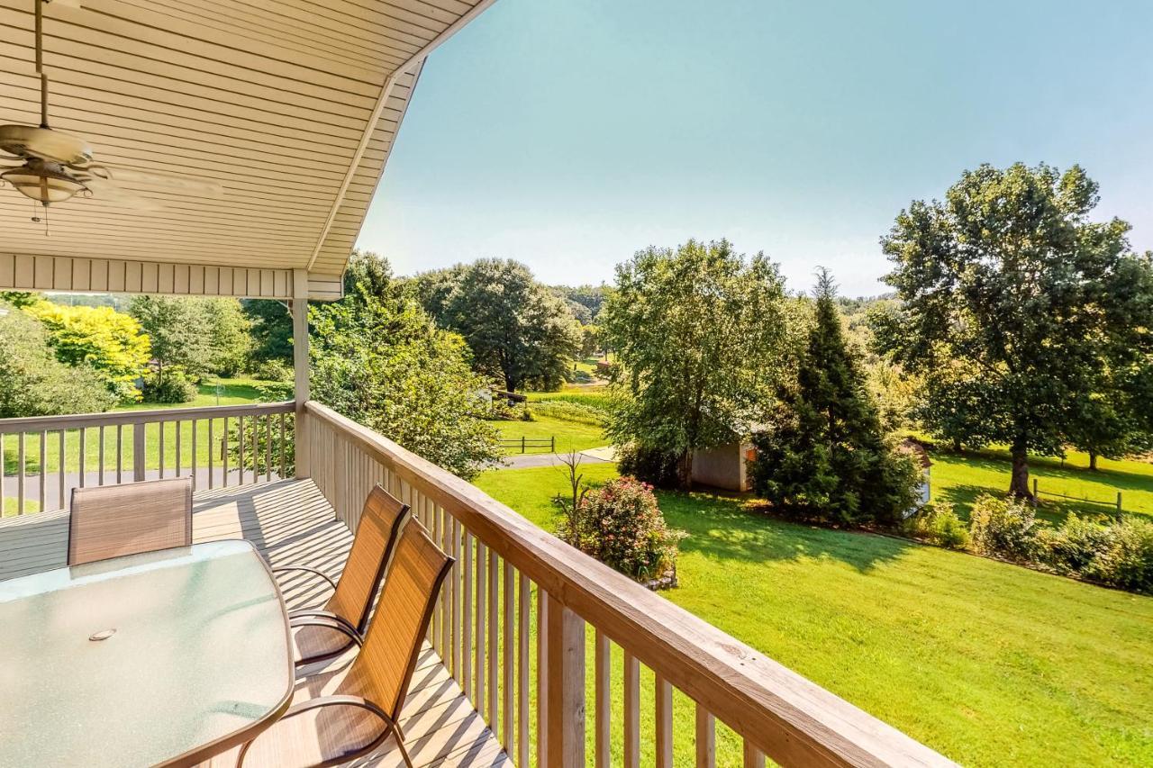 Lakeside Dandridge Exterior photo
